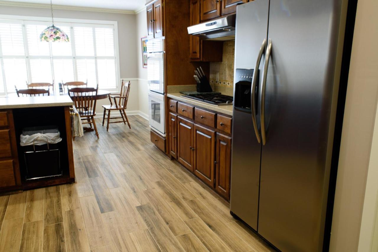 Oakwood Manor - Steps To Oaklawn, Minutes To Downtown, Lakes, More Hot Springs Extérieur photo